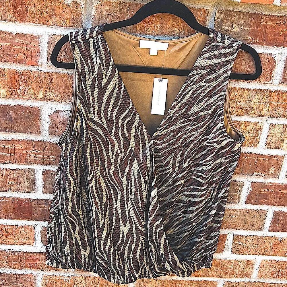 Anthropologie Ari + Ali Ladies L Kasi Shimmer Top Zebra Print NWT